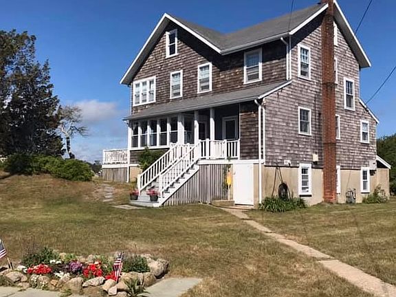 3rd image of 11 Concord St