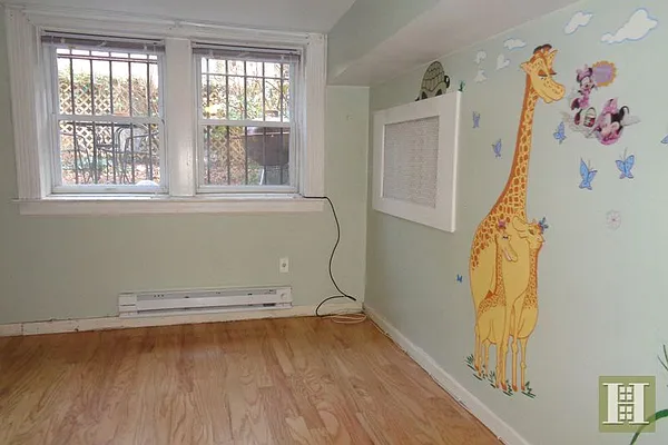 Rented by Halstead Real Estate | media 39