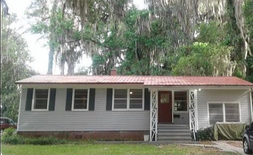 1st image of 1411 SE Vale Ct