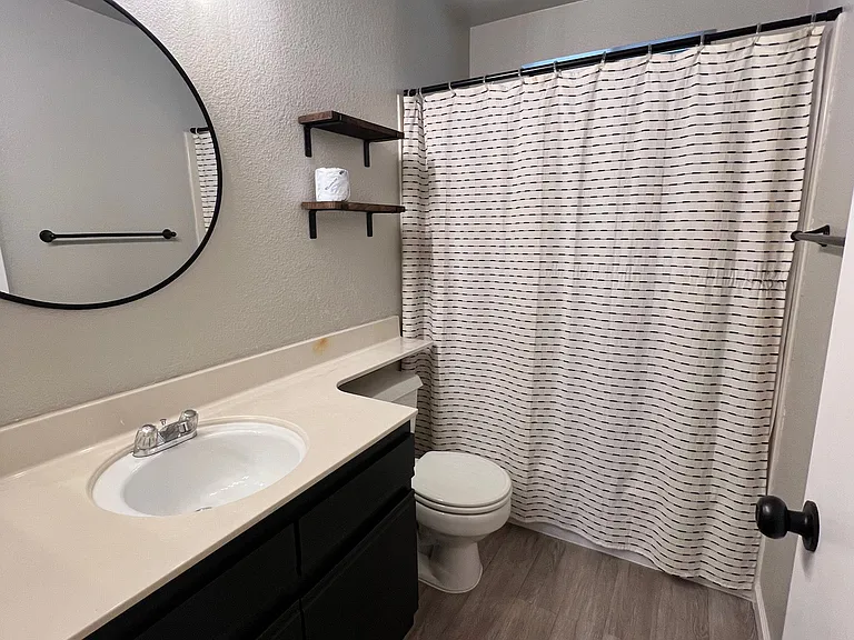 1321 S Villa Way — Photo 9