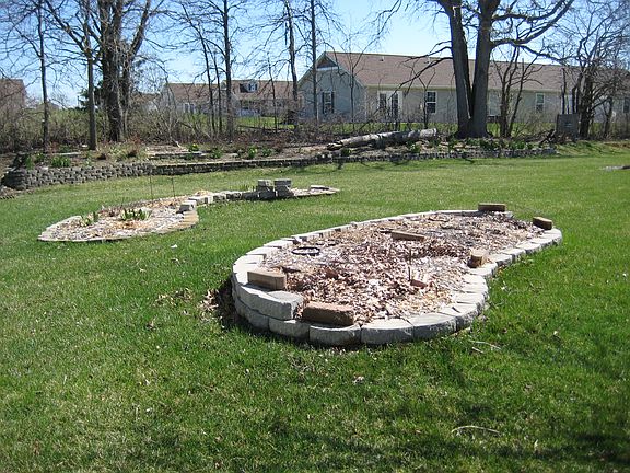 4th image of 225 Gary Dr