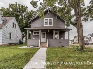 1301 E 8th St, Sioux Falls, SD 57103