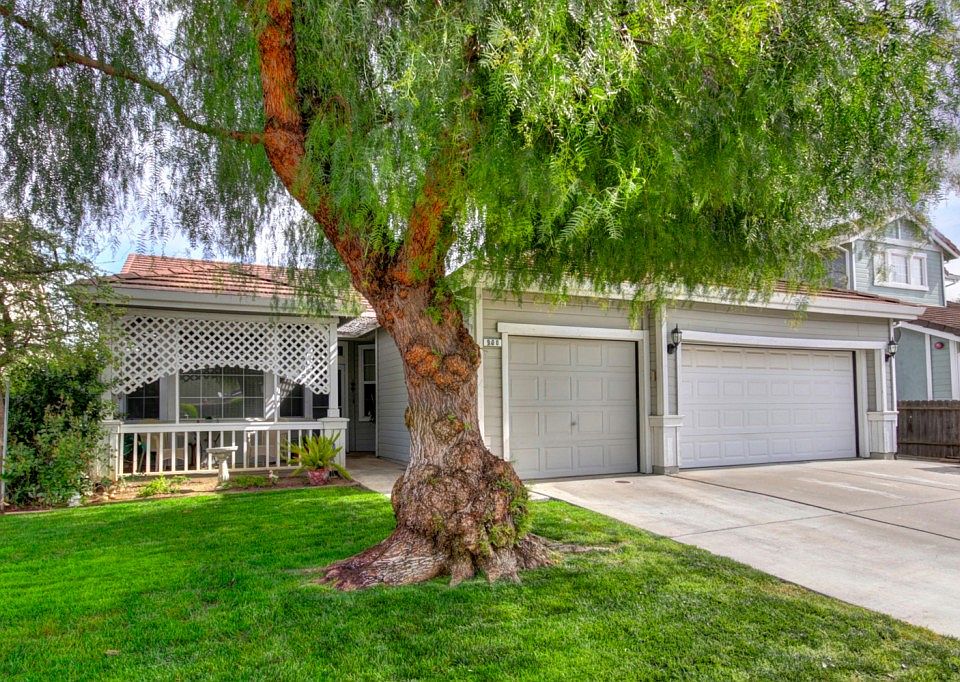 1st image of 900 Duncan Cir