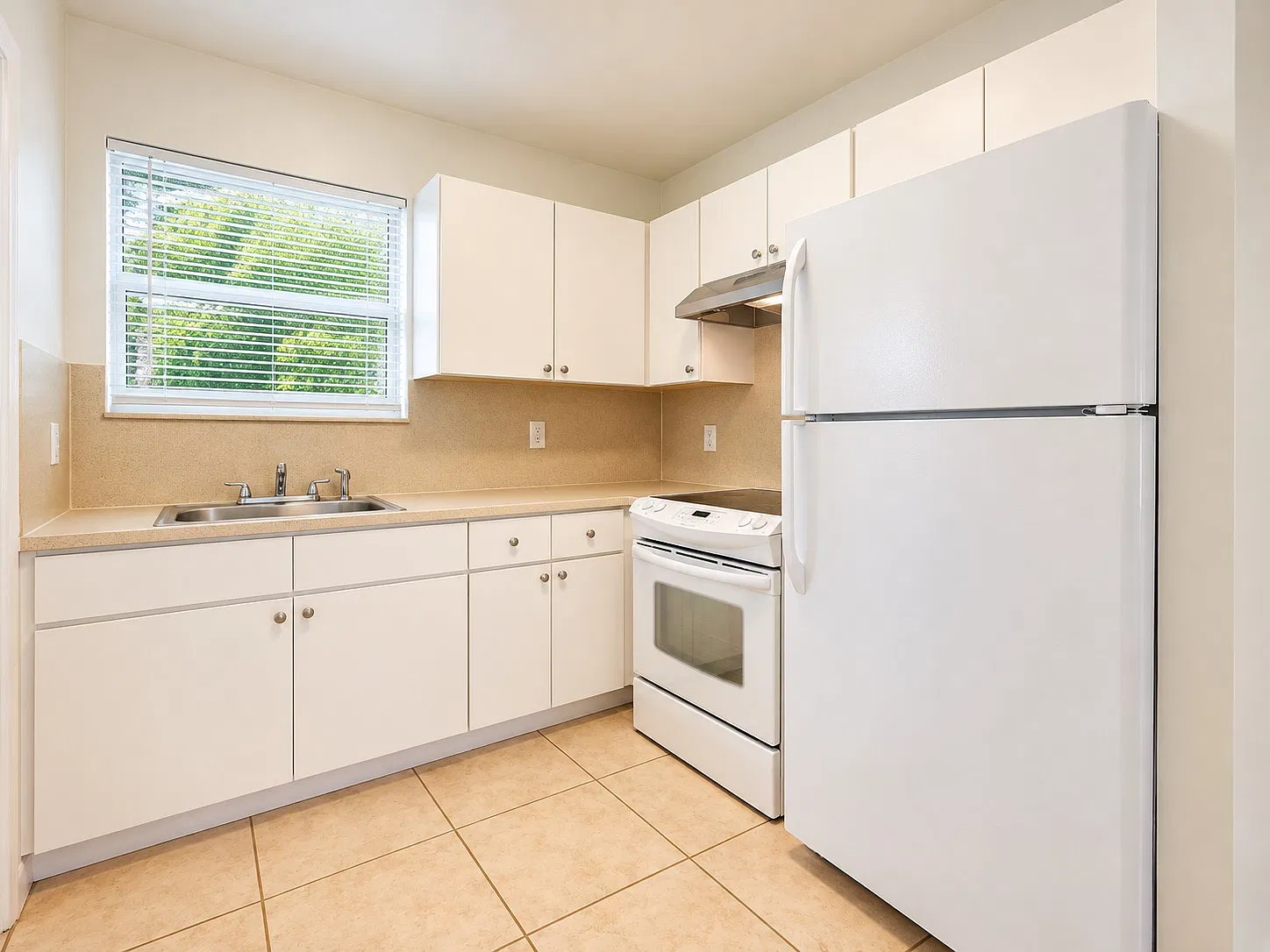 Studio, 475 sqft, $1,450 — Photo 3