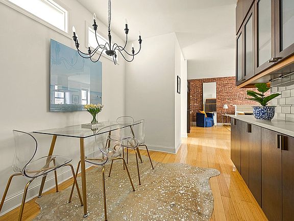 3rd image of 125 Eastern Pkwy APT 4F