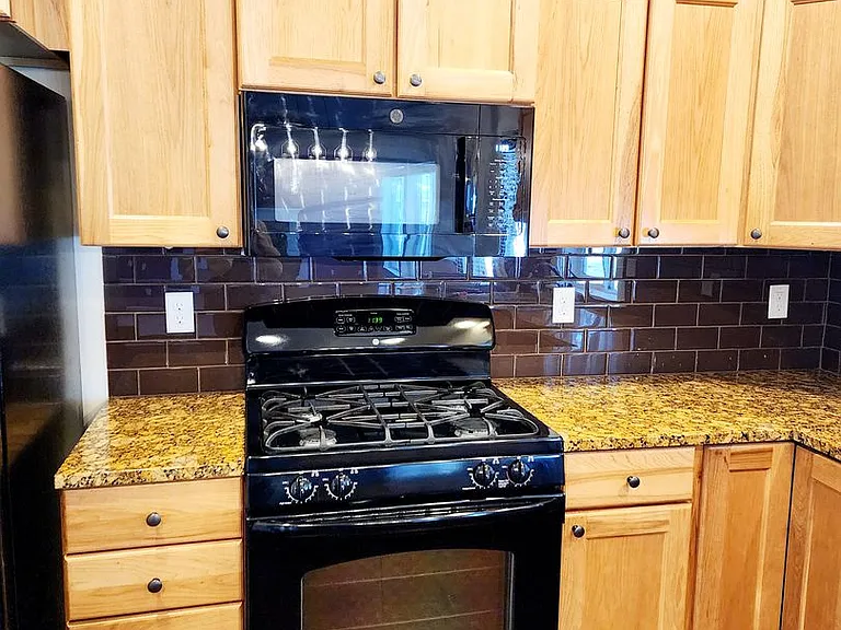 101 Stone Fly Dr — Photo 9