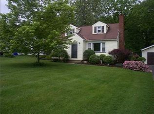 37 Hilltop Dr, North Chili, NY 14514