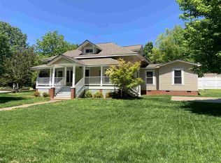 401 E Prince Rd, Landrum, SC 29356