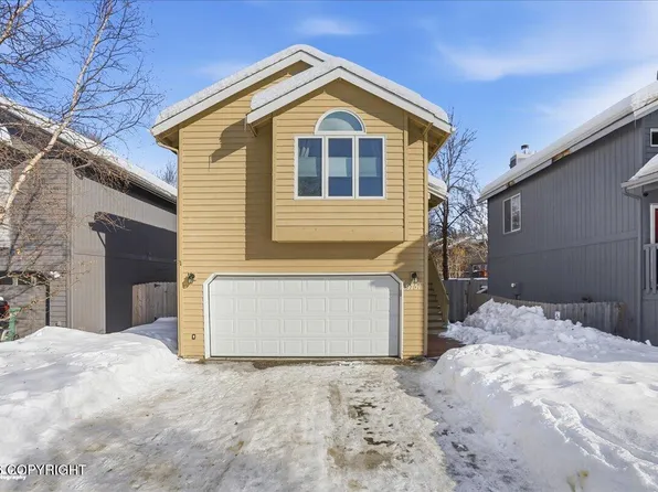 9751 Newhaven Loop, Anchorage, AK 99519