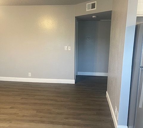 3rd image of 2283 E Shaw Ave #D