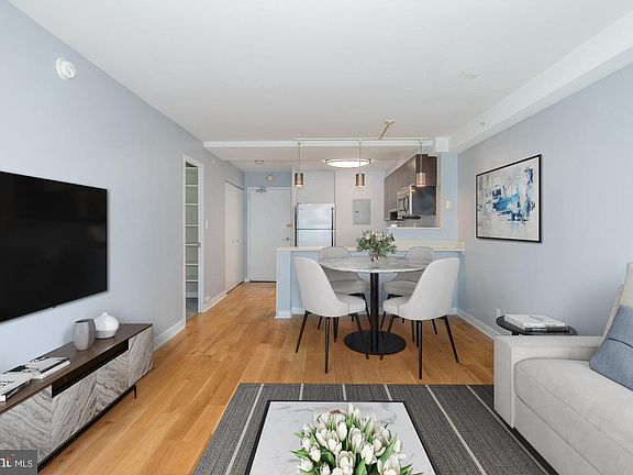 4th image of 1101 3rd St SW APT 411