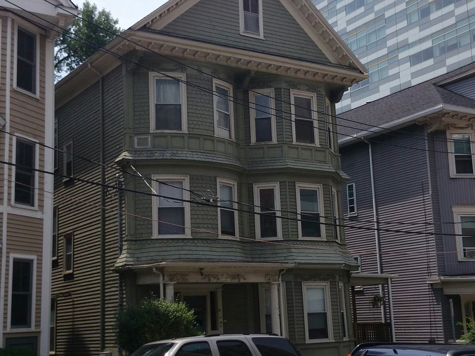 2nd image of 50 Francis St
