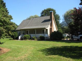149 Shadowood Ln, Reidsville, NC 27320