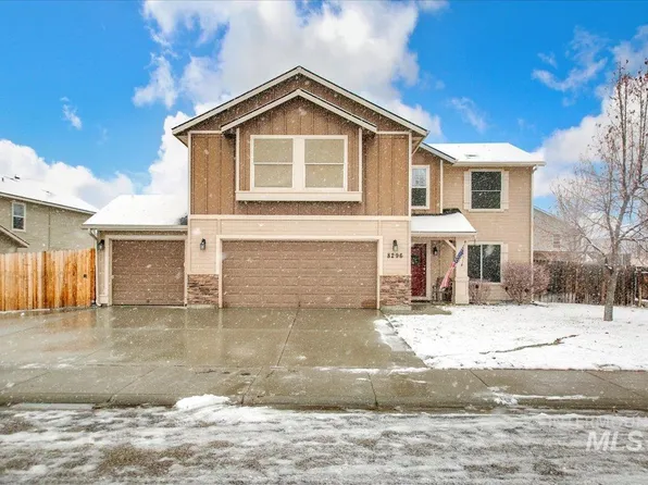 8296 W Packsaddle Dr, Boise, ID 83709