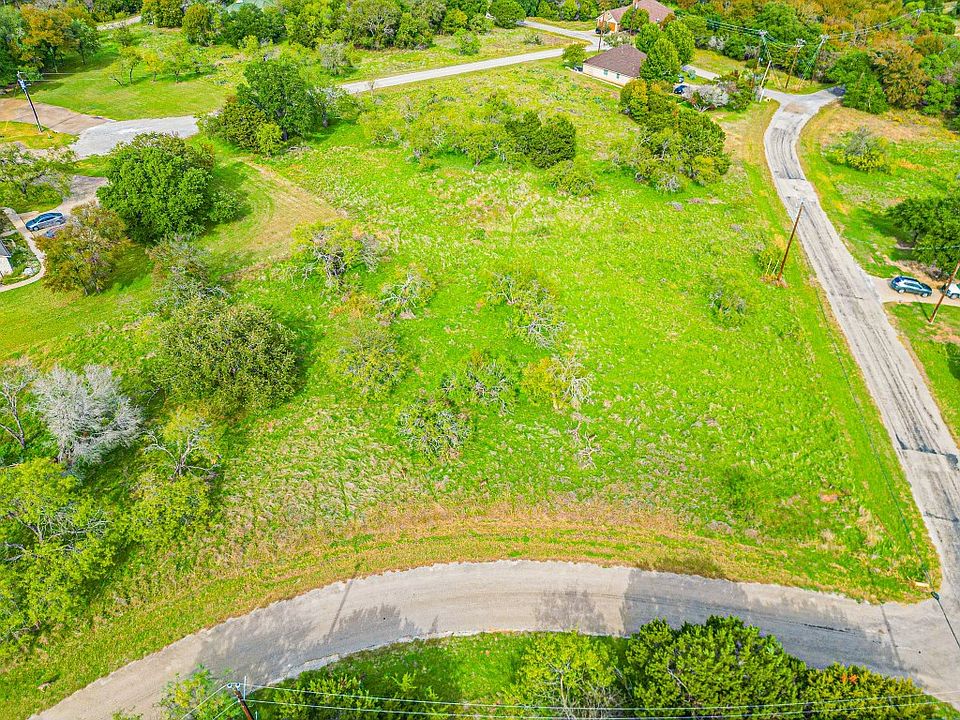1st image of 17040 Trailwood Dr