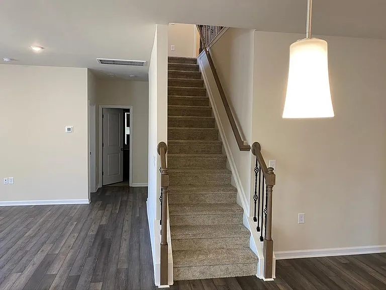 8404 Jordan Meadow Dr — Photo 19