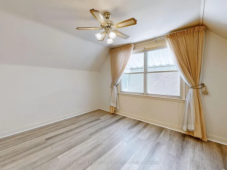 60 Northwood Dr — Photo 21