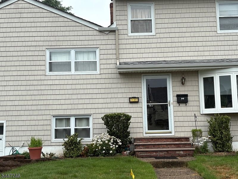 1st image of 30 Harding Ave