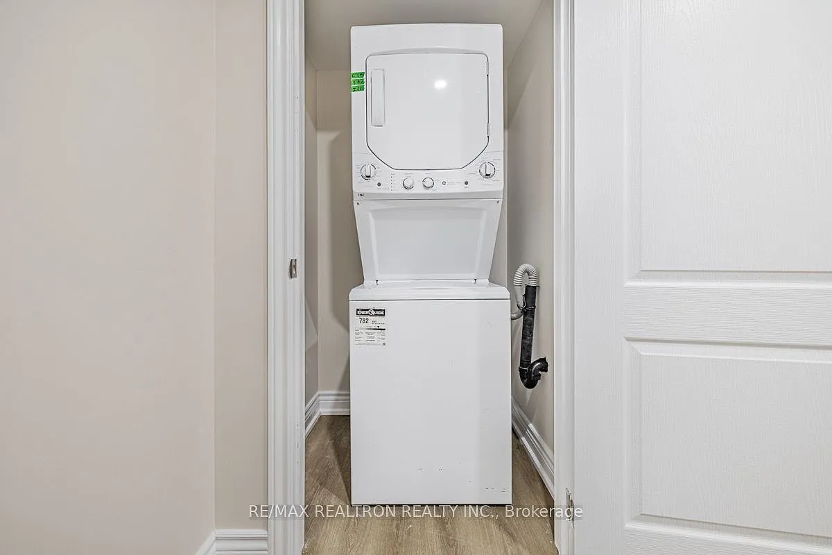 1 bed, $1,900 — Photo 4