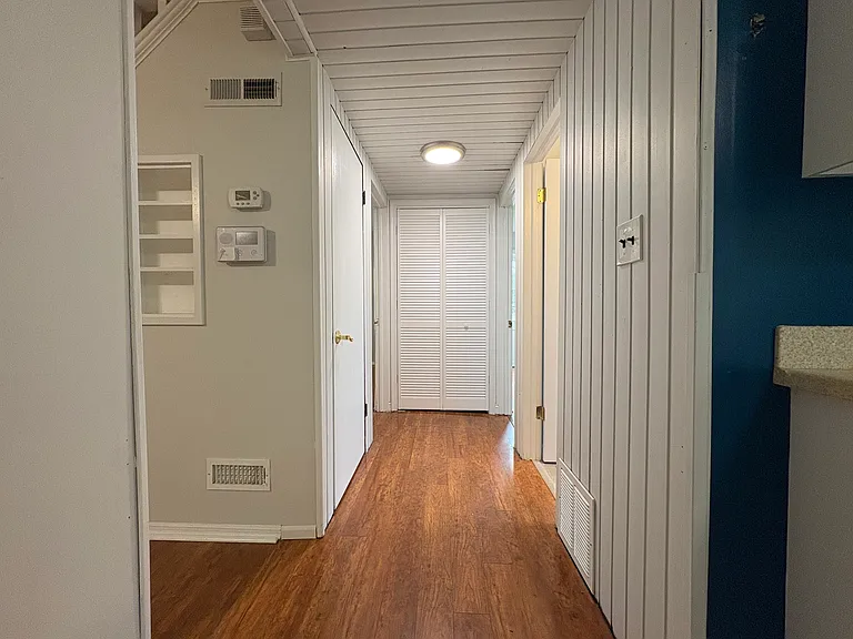 12905 Atlantic Ave — Photo 7