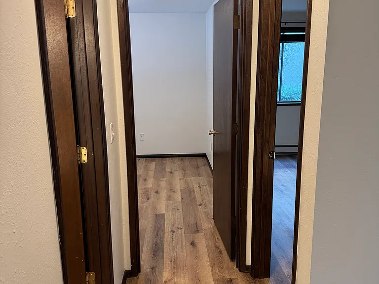 320 E 18th Ave #1 — Photo 5