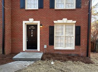 724 Redland Dr, Jonesboro, GA 30238