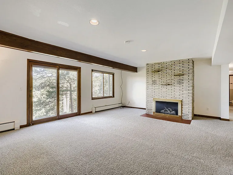 21648 Mountsfield Dr — Photo 3