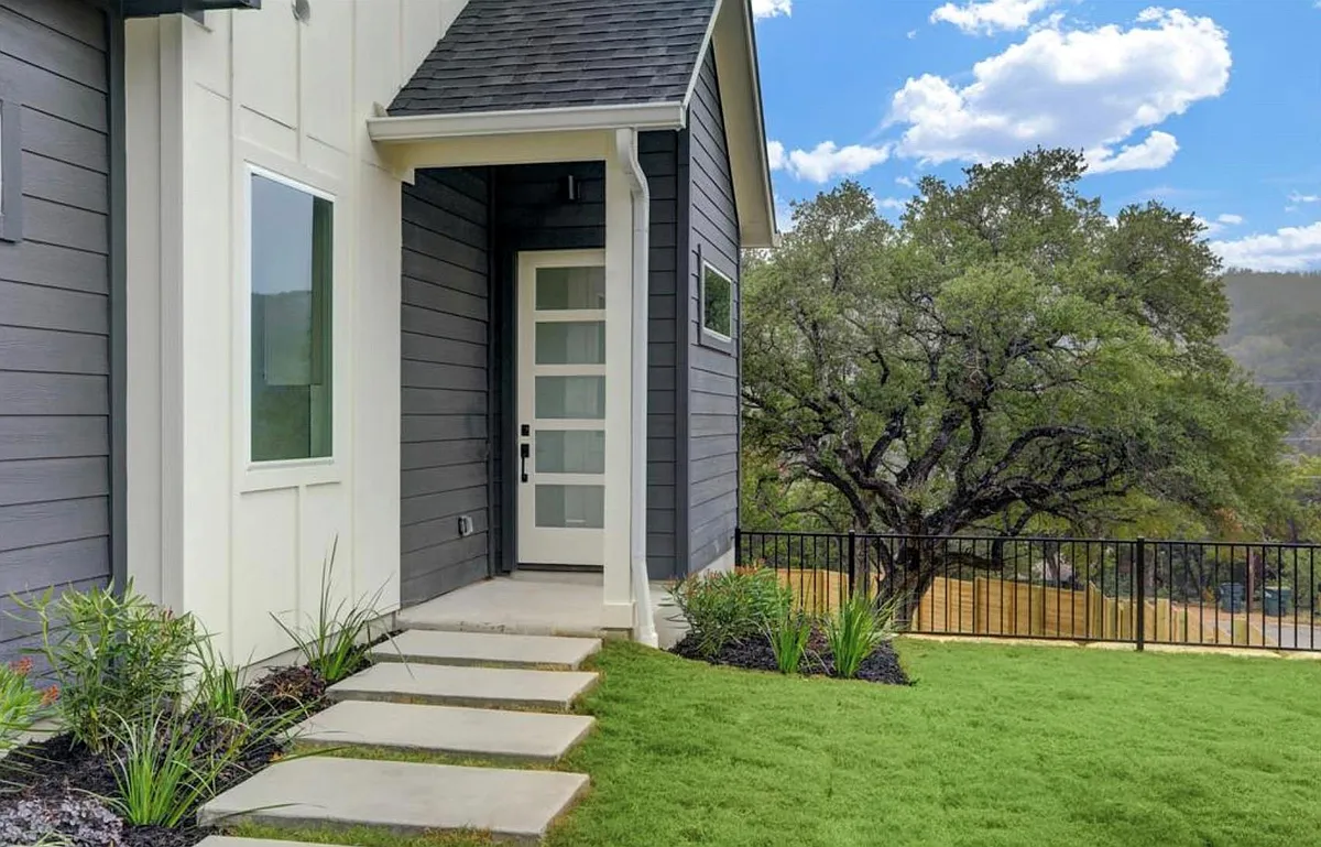 Building Photo - 2603 Nocona Trl