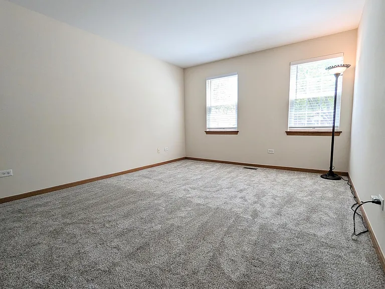 66 Beechmont Ct — Photo 7