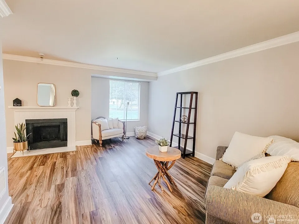 1835 S 286th Ln #R104