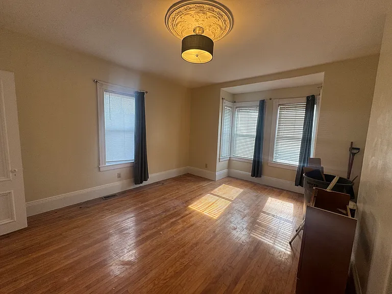 72 Bower St #1 — Photo 3