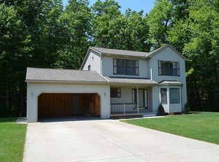 1524 Mansfield Ct, Oxford, MI 48371