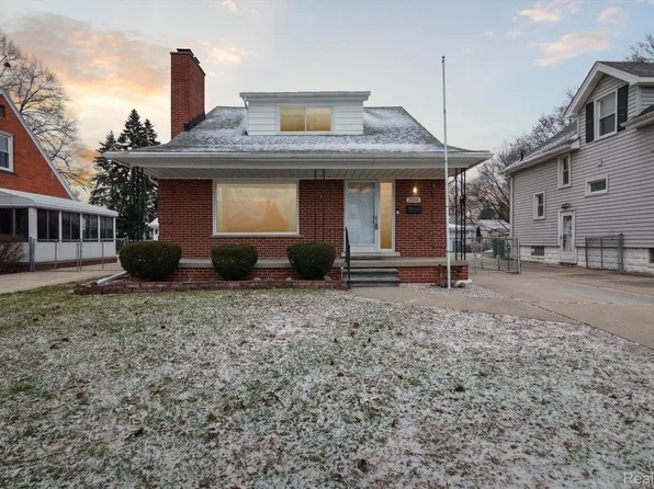 2055 Syracuse Ct, Dearborn, MI 48124