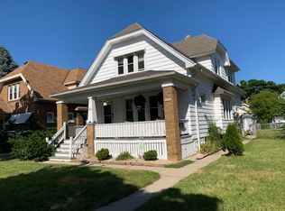2852 S 15th St, Milwaukee, WI 53215