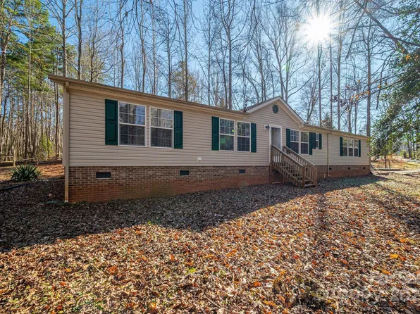 746 Dallas Spencer Mountain Rd, Dallas, NC 28034