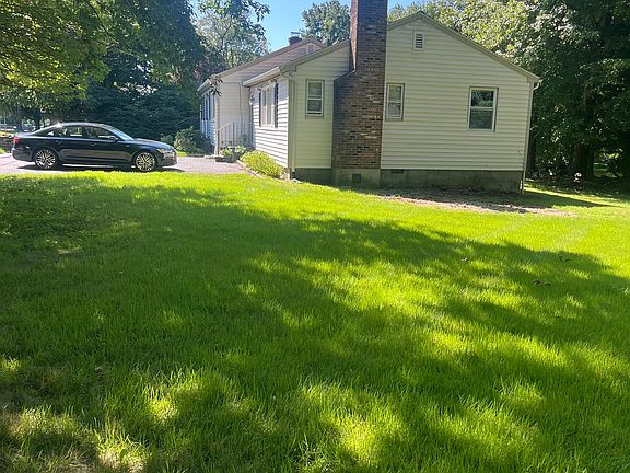 3rd image of 26 Stillson Rd
