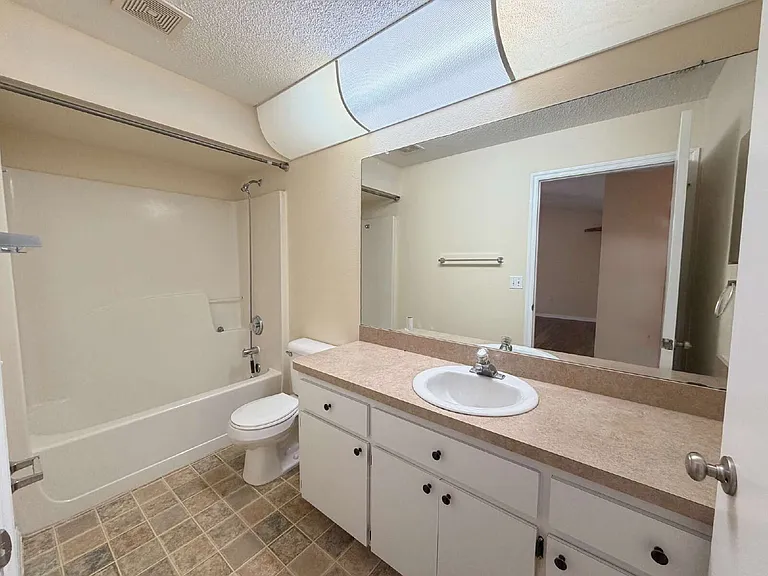 10297 Hemlock St — Photo 12