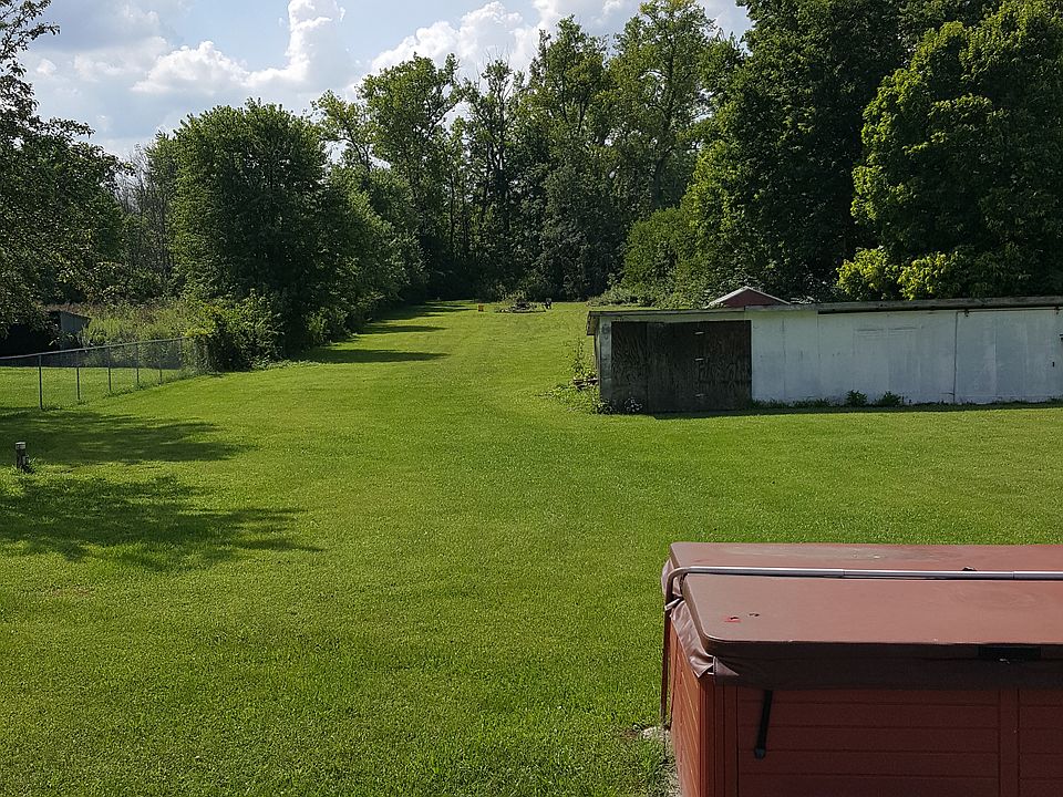 2nd image of 6911 Morris Rd