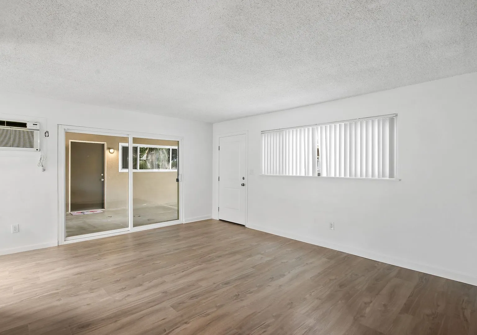 Stillman Apartments — Photo 4