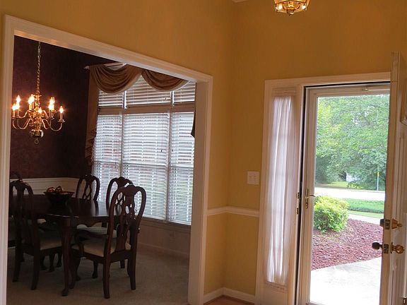 2nd image of 3806 Martingale Dr SE