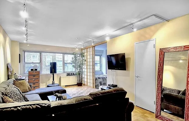 Rented by Corcoran | media 6