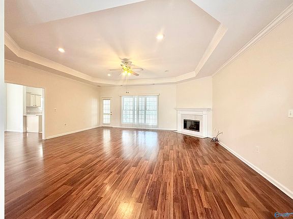 4th image of 1701 Pinewood Dr NW