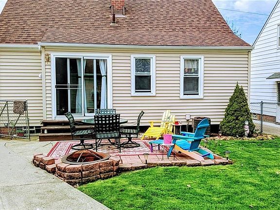 2nd image of 1803 Silver St