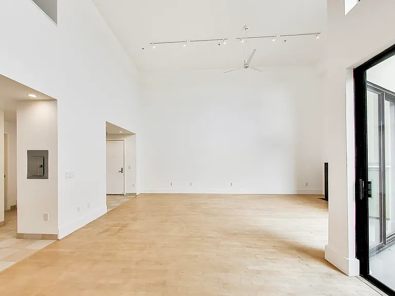 637 Natoma St #3 — Photo 7