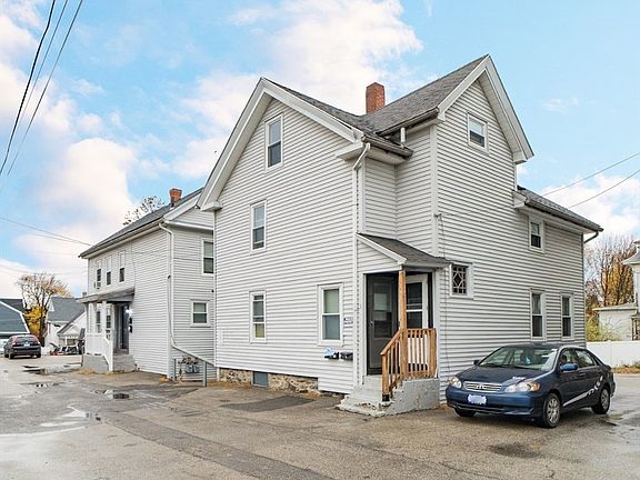 3rd image of 55 Pleasant St