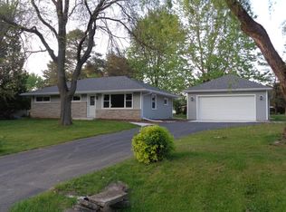 W164N7836 Tamarack Trl, Menomonee Falls, WI 53051