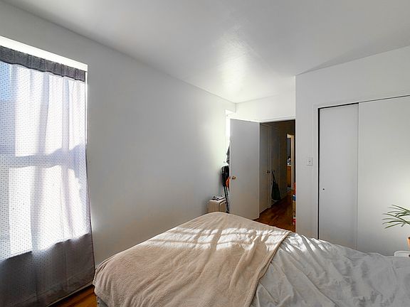 4th image of 640 Mac Donough St #3A