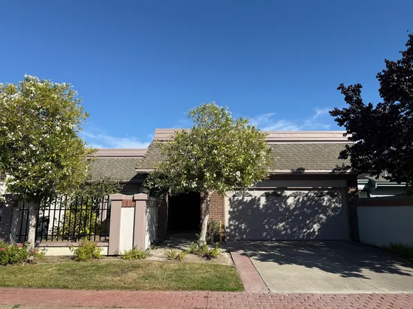 976 De Soto Ln, Foster City, CA 94404