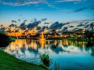 1405 Emerald Dunes Dr, Sun City Center, FL 33573