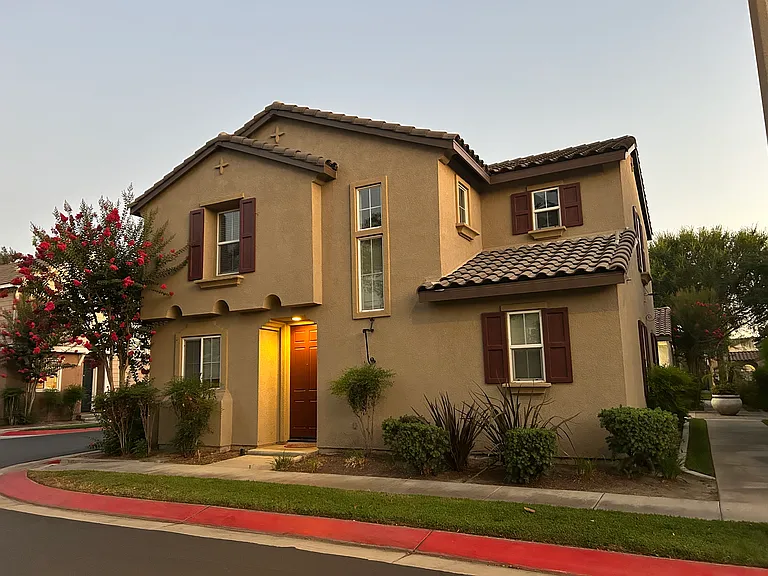 1581 Robin Marie Ct — Photo 1